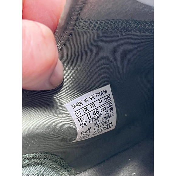 Adidas NMD_R1 V2 Legacy Green Mens Shoes - Picture 8 of 8